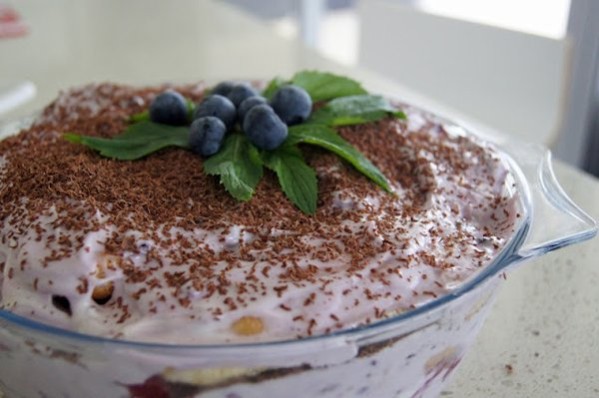 low fat berry tiramisu