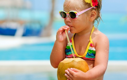 5 Healthy Eating Tips When Travelling With Toddlers